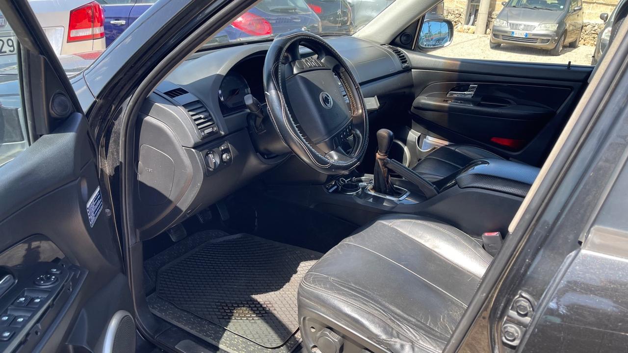Ssangyong REXTON 2.7 diesel Autocarro