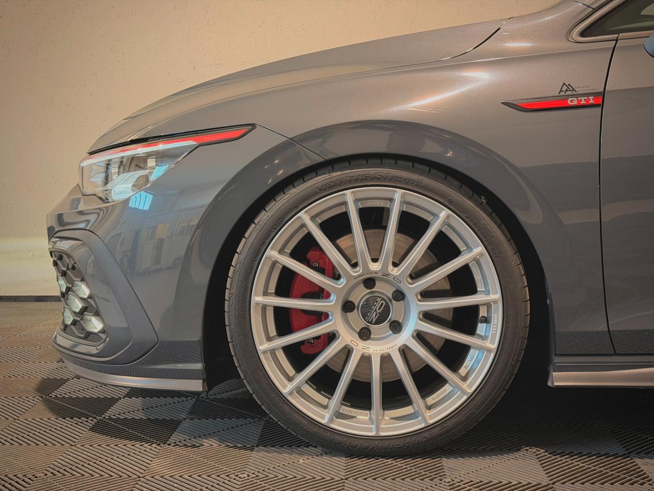 Volkswagen Golf 8 GTI 2.0 TSI DSG - OZ SUPER LEGGERA - REVO