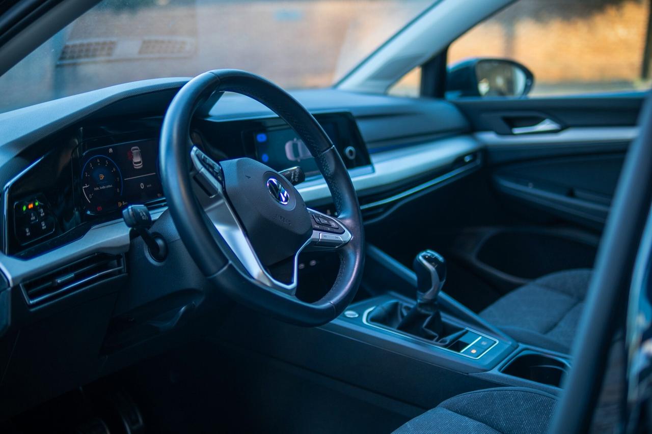 Volkswagen Golf 1.0 TSI EVO Life