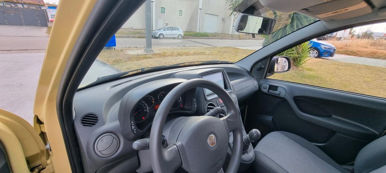 Fiat Panda 1.2 69 CV Dynamic