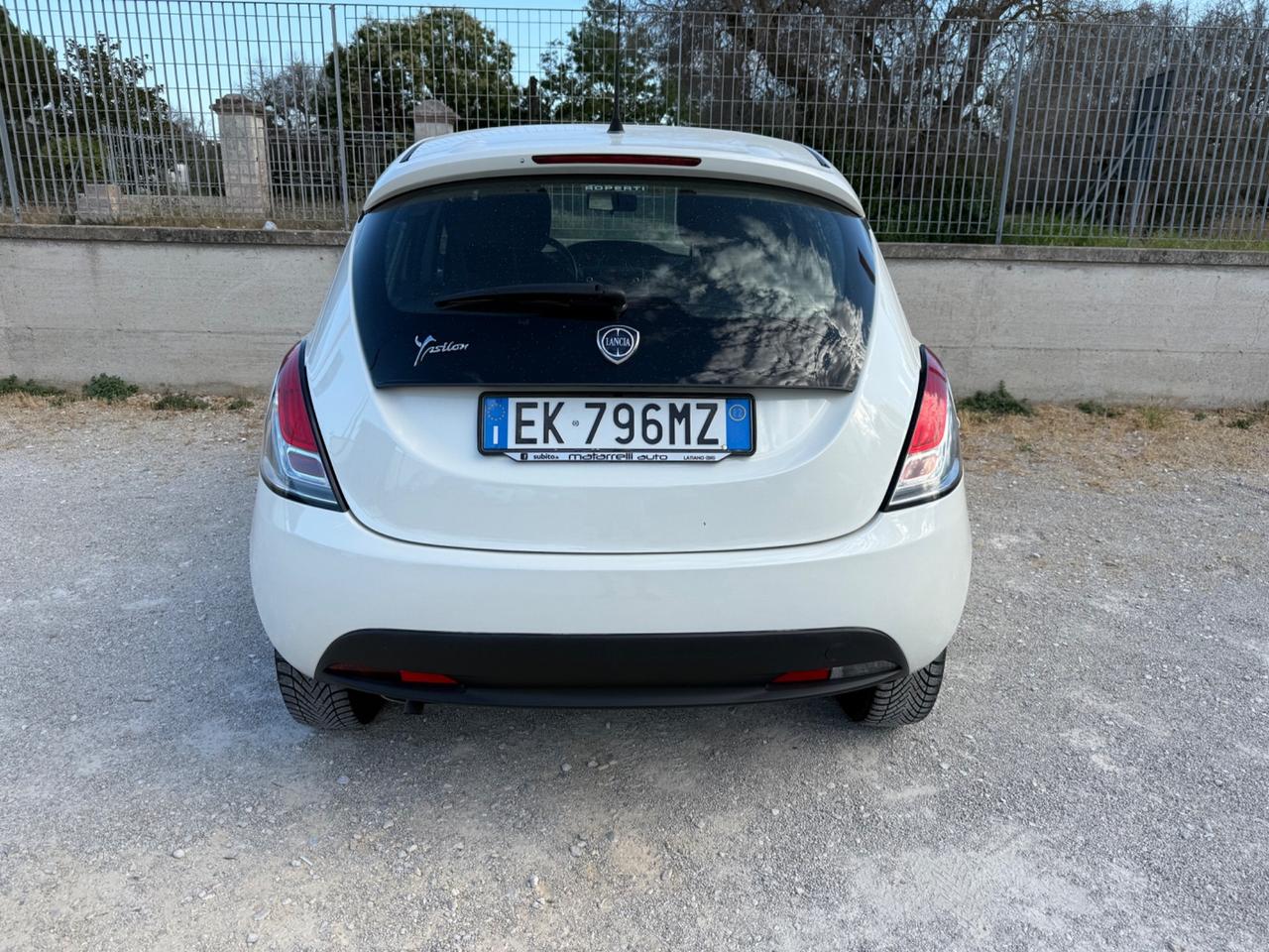 Lancia Ypsilon 1.2 69 CV 5 porte S&S Platinum