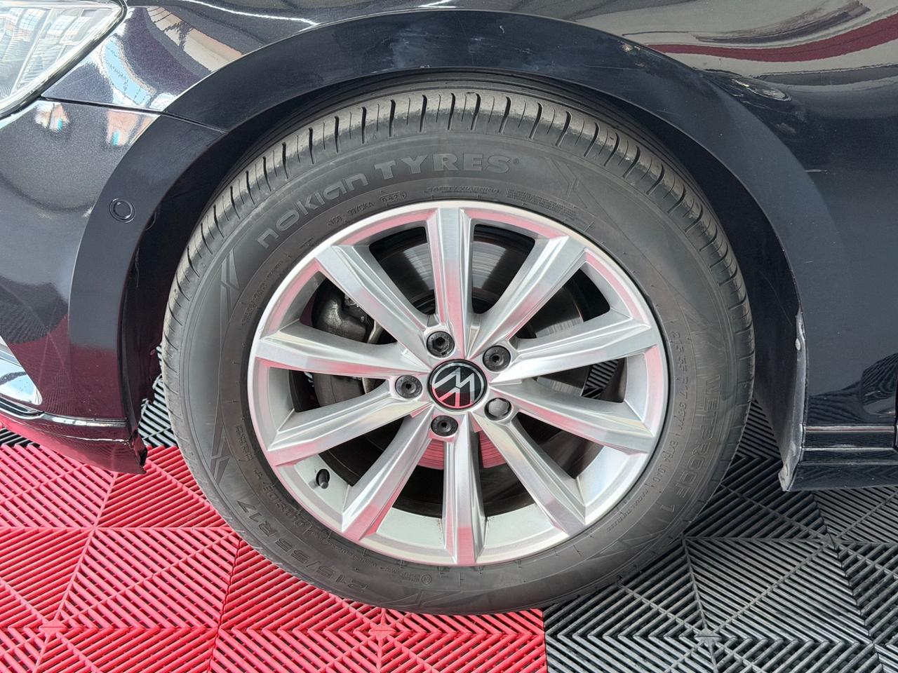 VW Passat 1.6TDI 120CV DSG NEOPATENTATI EU6
