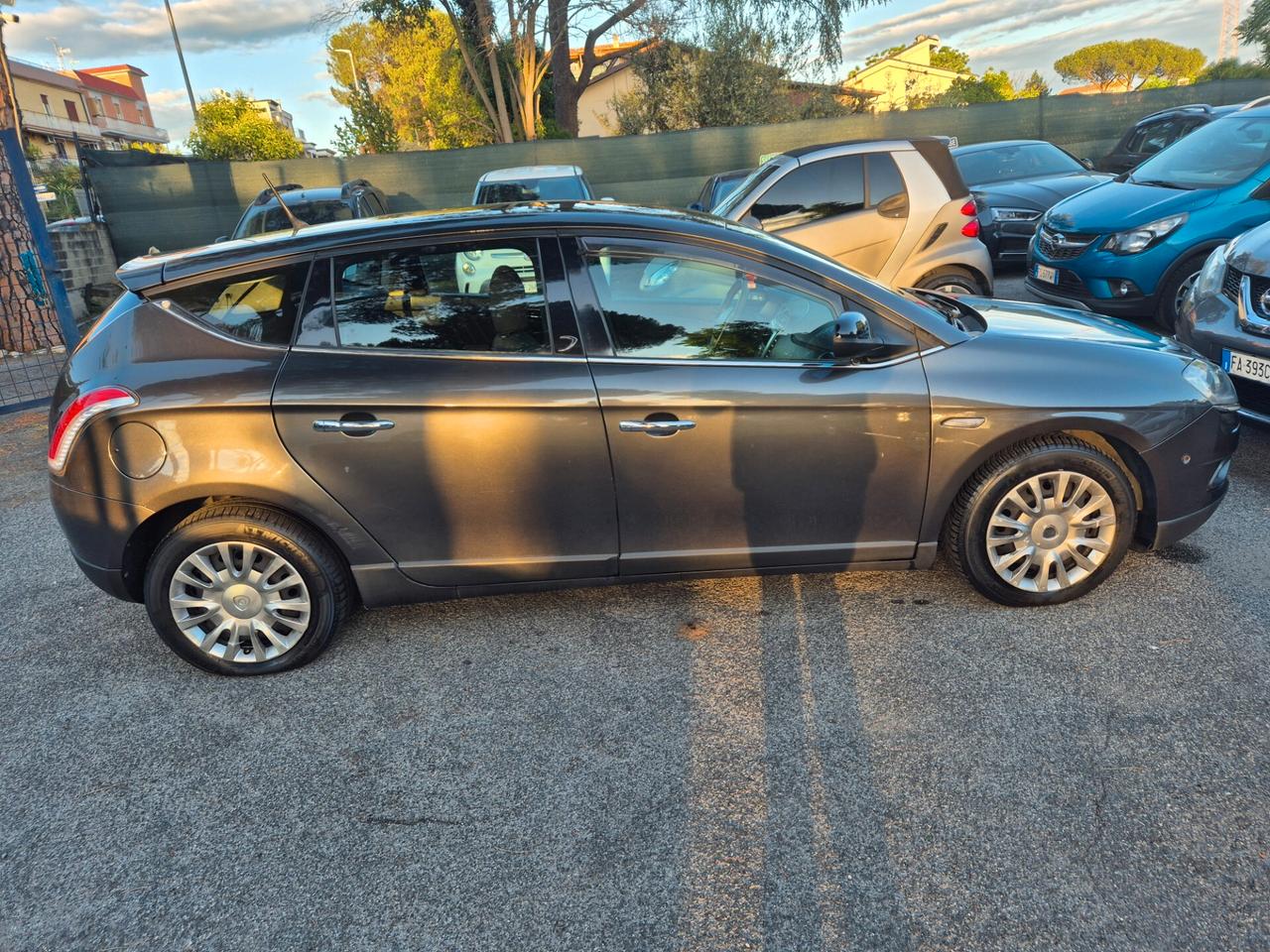 Lancia Delta 1.6 MJT DPF Platino