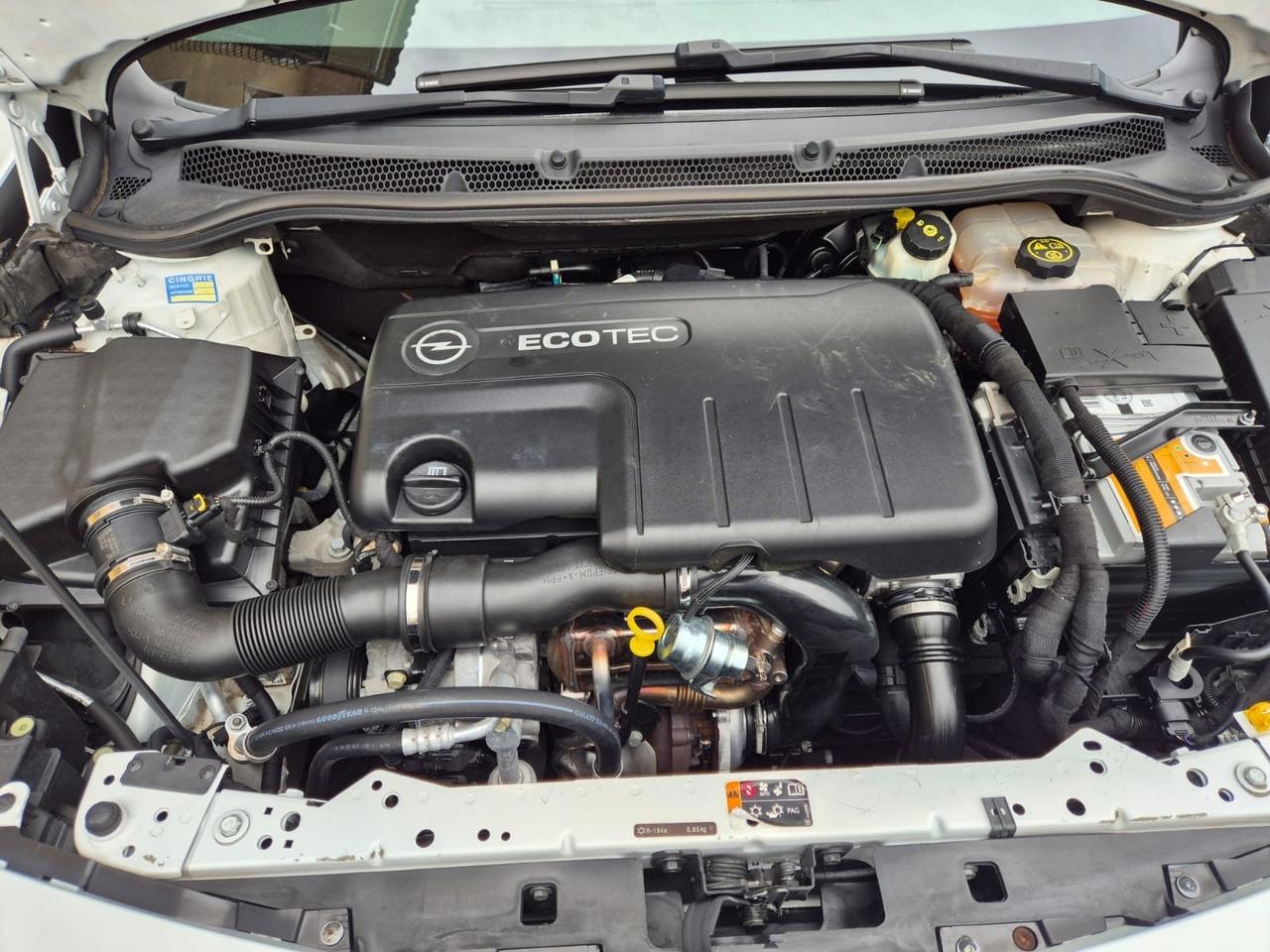 Opel Astra 1.7 CDTI 110CV Sports Tourer Cosmo