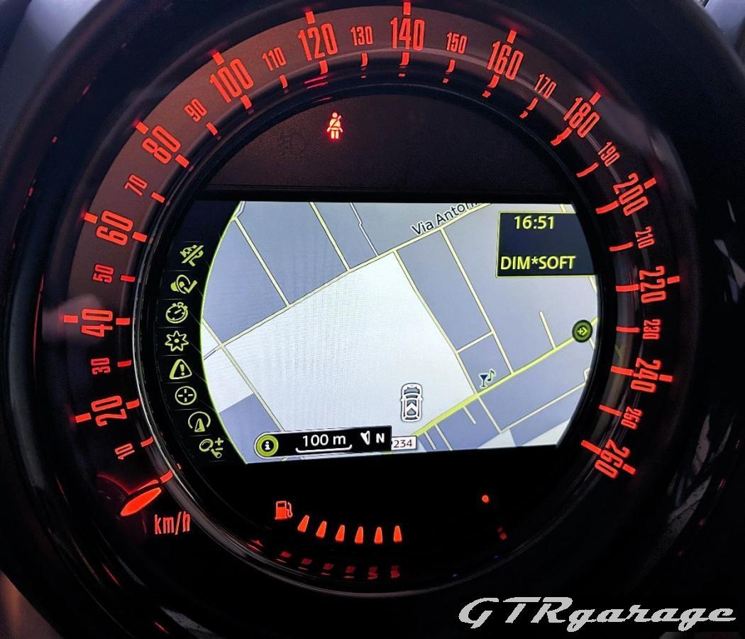 MINI - Countryman - Cooper D Business