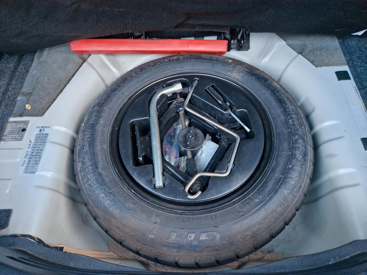 Lancia Ypsilon 1.2 70CV "64.100 km" Bluetooth, Sensori posteriori