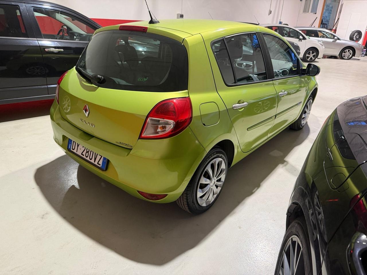 Renault Clio 1.2 16V 5 porte Luxe