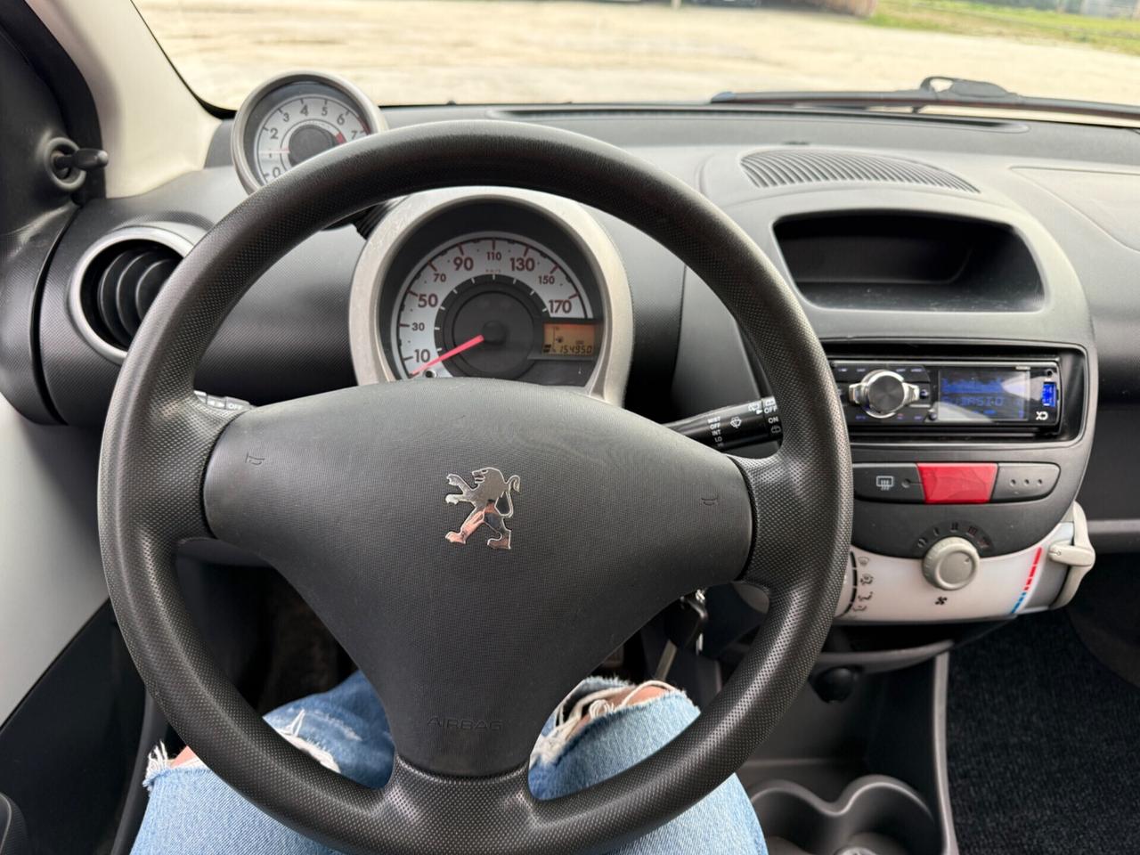 Peugeot 107 5porte 1.0 benzina 68cavalli NEOPATENTATI