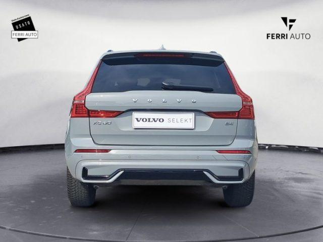 VOLVO XC60 B4 automatico Plus Dark