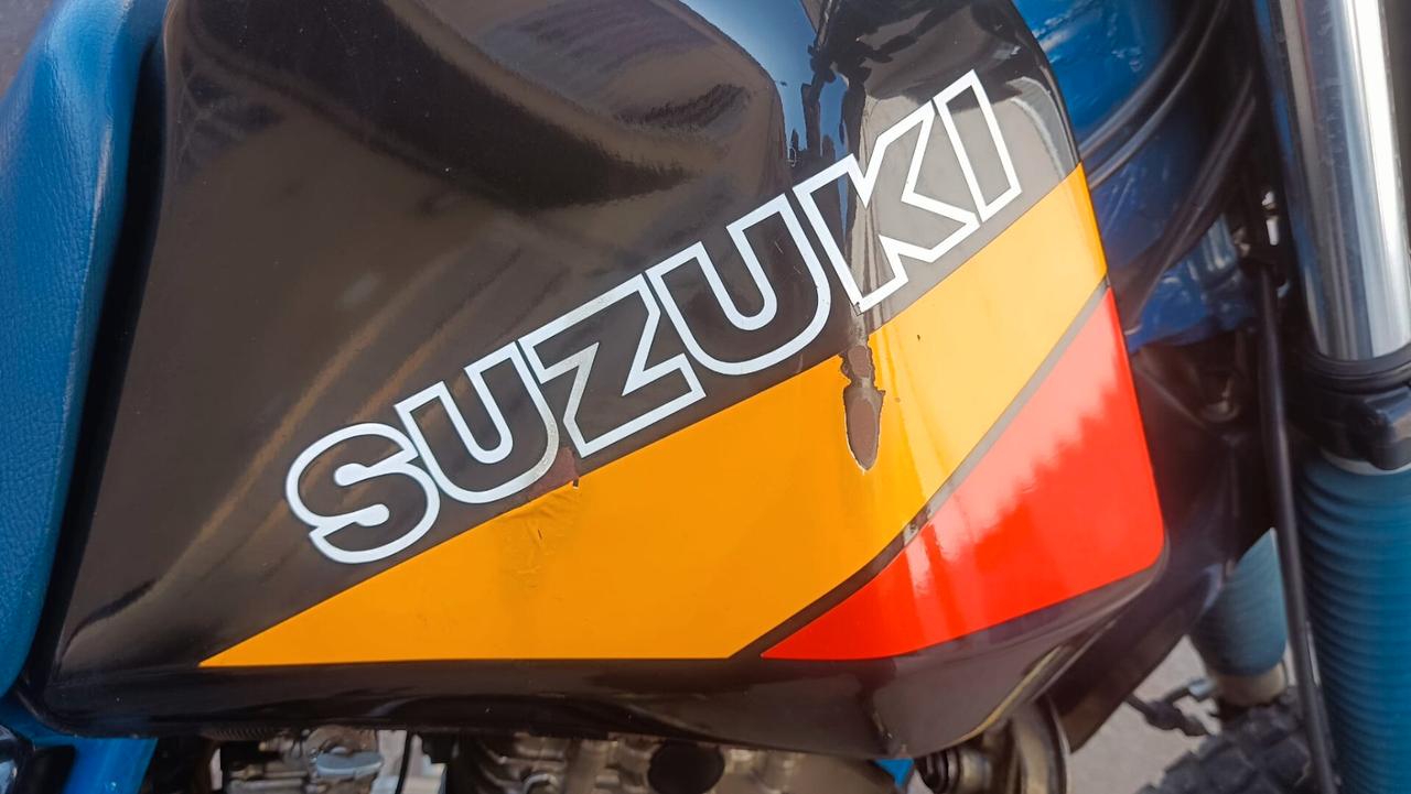 Suzuki DR 600