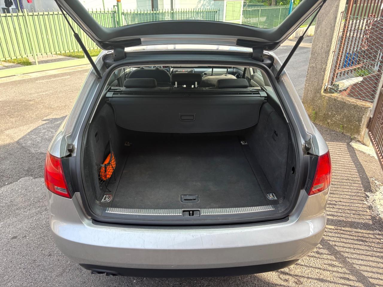 Audi A4 2.0 140 CV 2006
