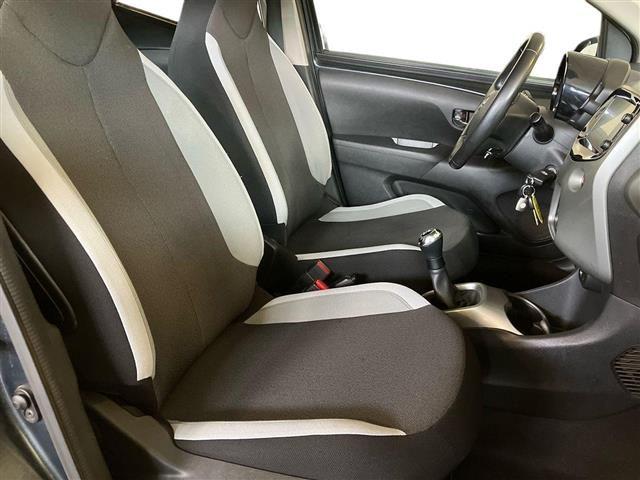 TOYOTA Aygo 5 Porte 1.0 VVT-i x-wave my15