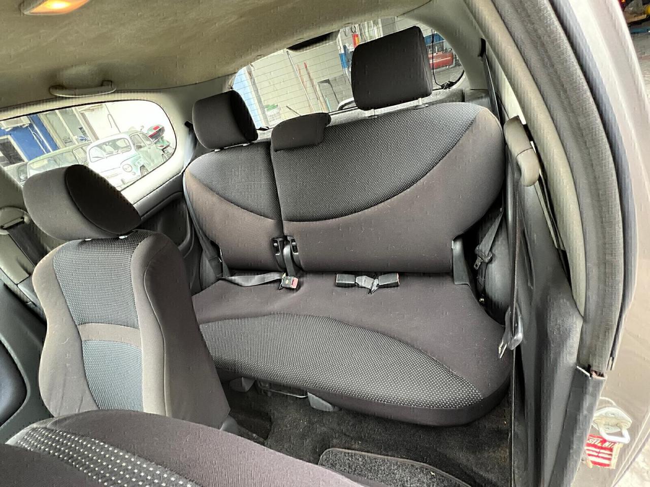 TOYOTA YARIS 1.5I 106CV T-SPORT 3p. GPL