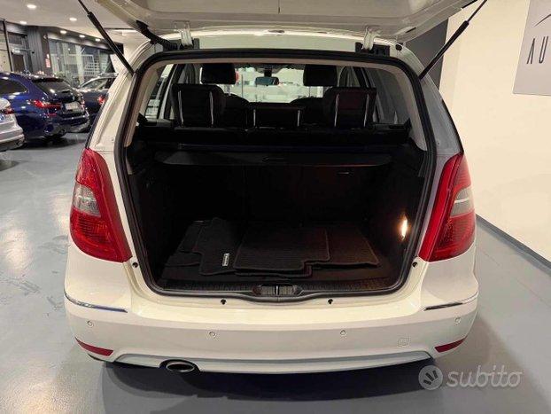 MERCEDES-BENZ A 180 BlueEFFICIENCY Style