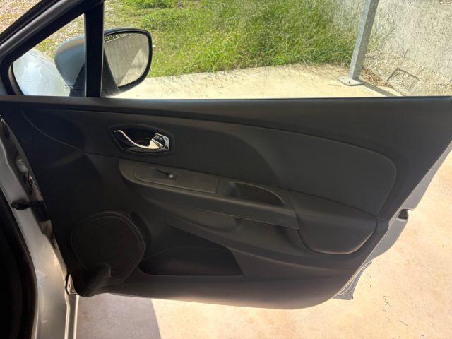RENAULT Clio 1.2 75CV 5 porte Wave EURO 5 OK NEOPATENTATI