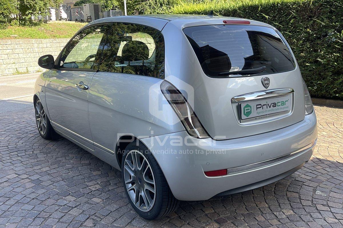 LANCIA Ypsilon 1.3 MJT 75 CV Unyca