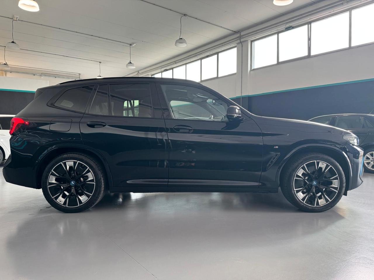 Bmw iX3 Impressive M Sport/Tetto/20"/HK HiFi