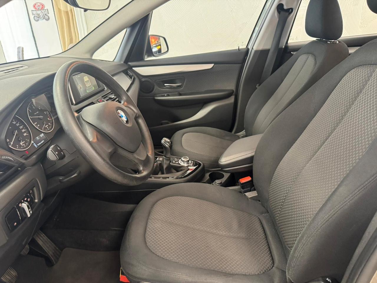 Bmw 2er Active Tourer 216d Luxury