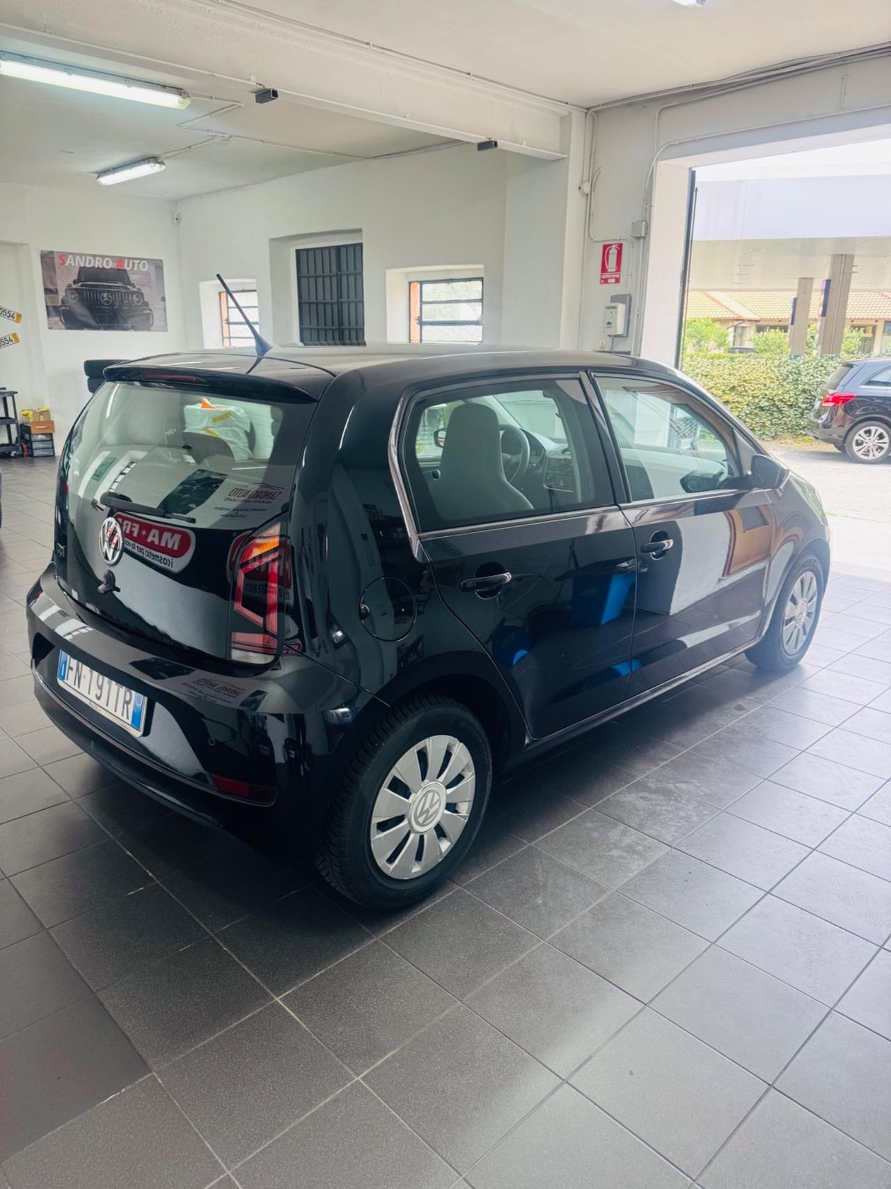 Volkswagen up! 1.0 5p. move