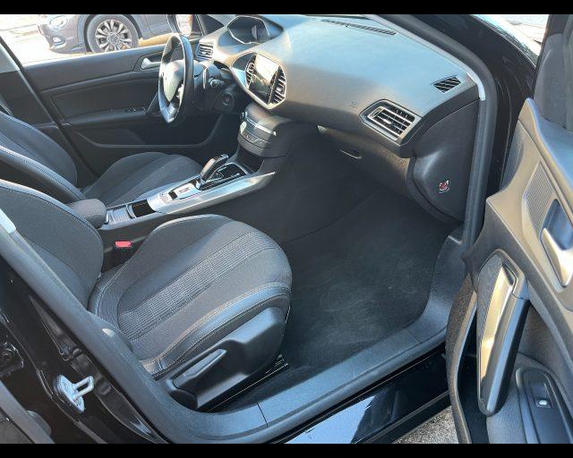 PEUGEOT 308 BlueHDi 130 S&S EAT8 SW Allure