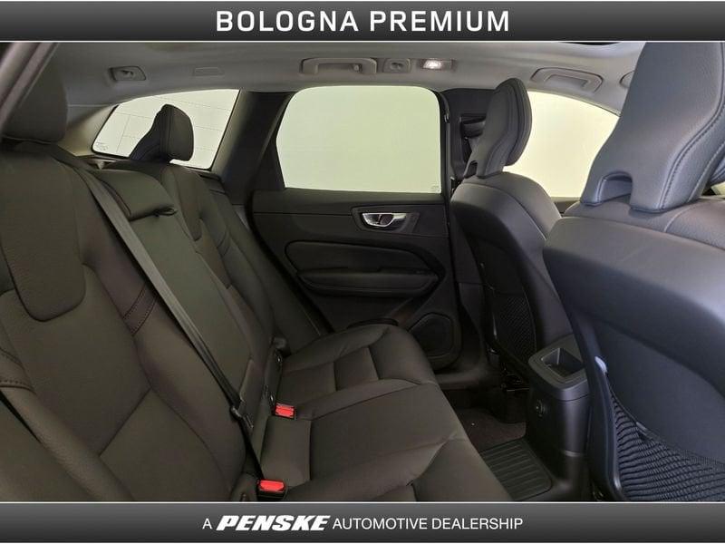 Volvo XC60 T6 Plug-in hybrid AWD automatico Plus Dark