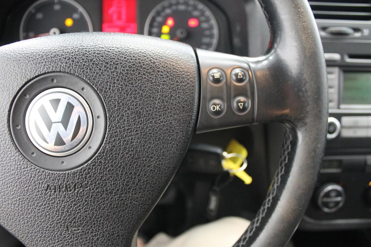 Volkswagen Golf 2.0 TDi Sportline DSG