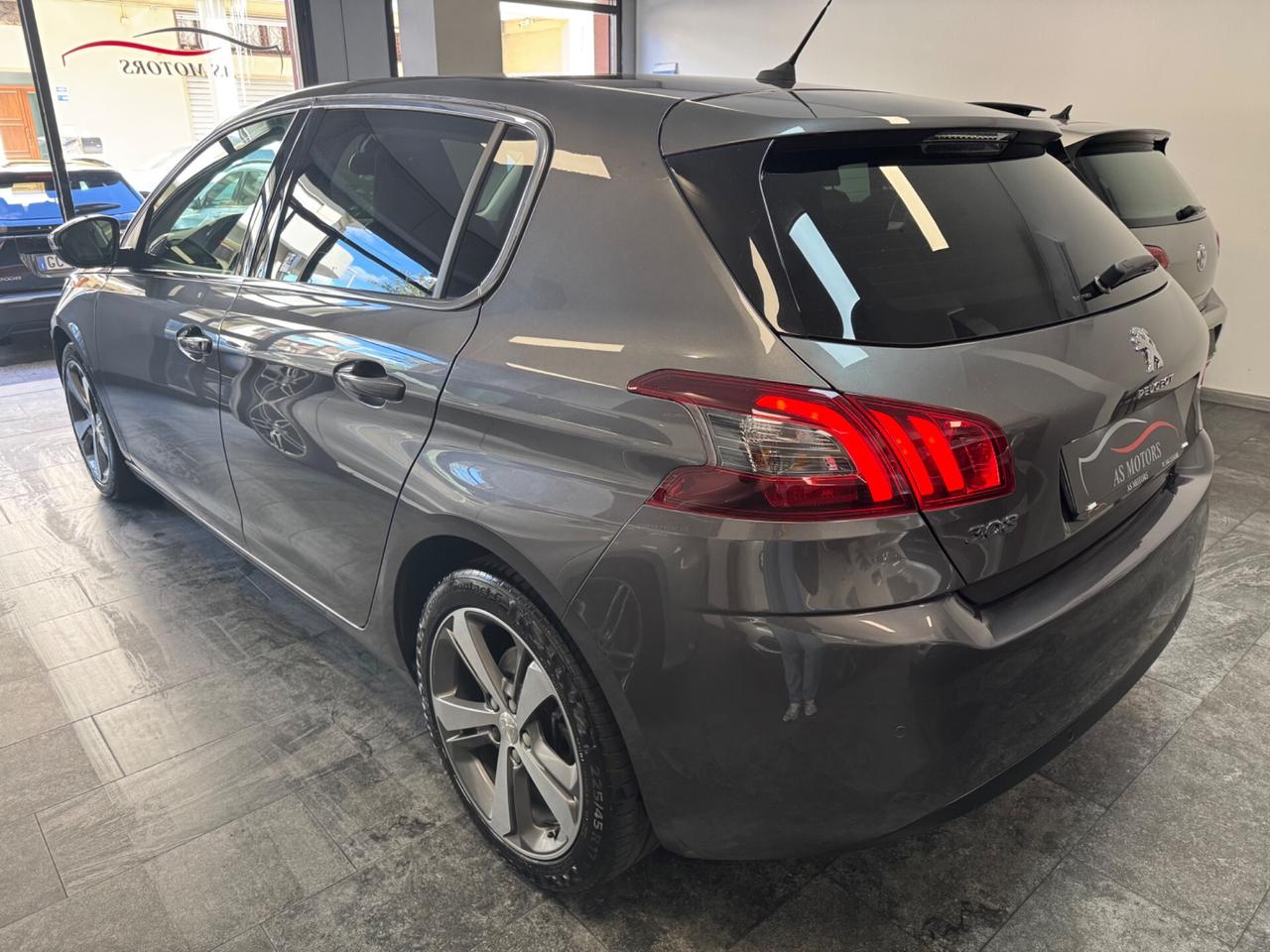 Peugeot 308 1.5 BlueHDi 130 S&S Allure