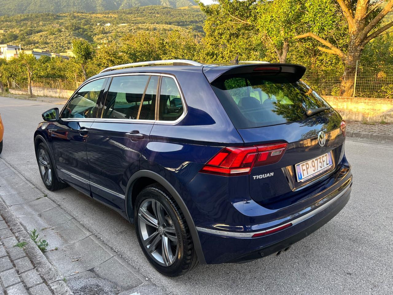 Volkswagen Tiguan 1.6 TDI R-Line 2018