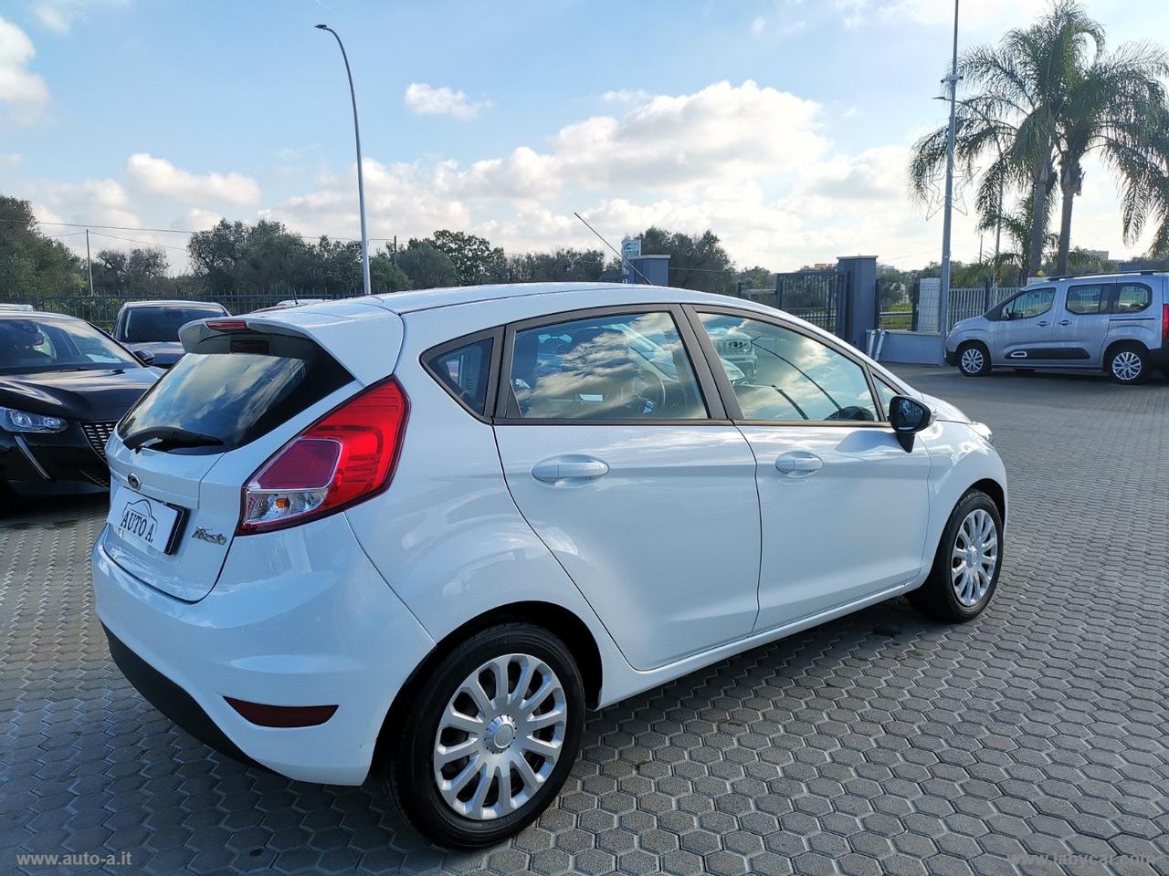 FORD Fiesta 1.5 TDCi 75 CV 5p. Titanium