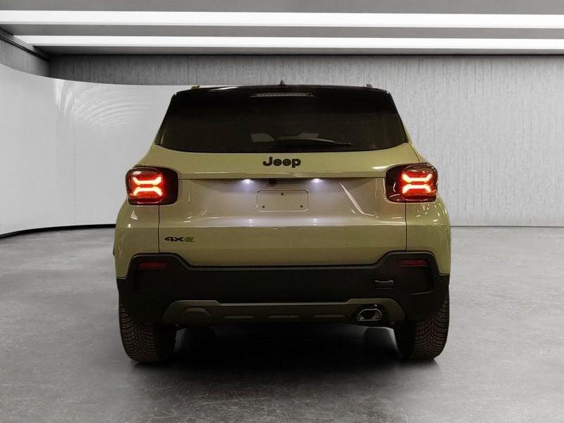 Jeep Avenger 1.2 turbo e-hybrid mhev Overland 4xe 145cv edct6
