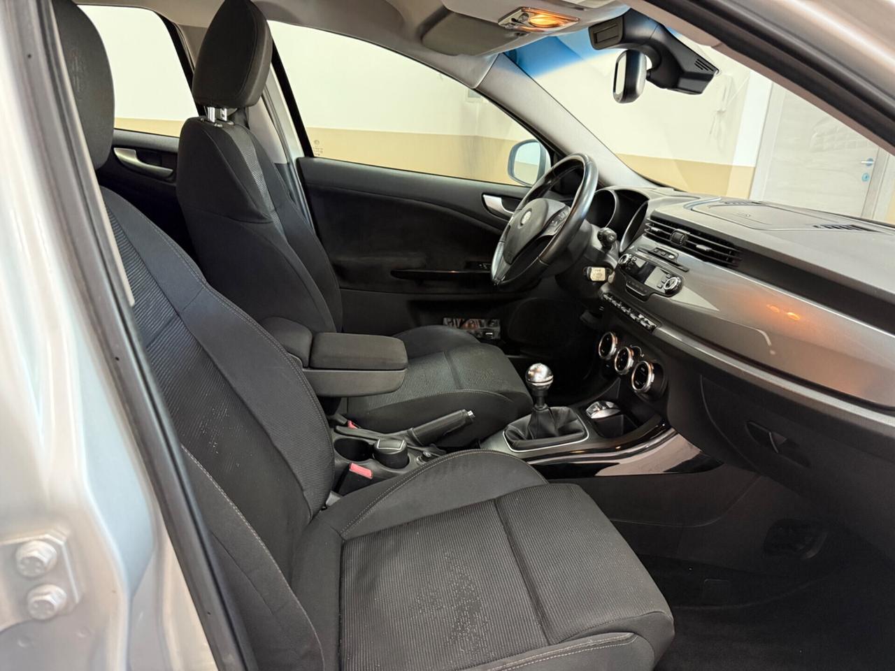 Alfa Romeo Giulietta 1.6 JTDm-2 105 CV Distinctive