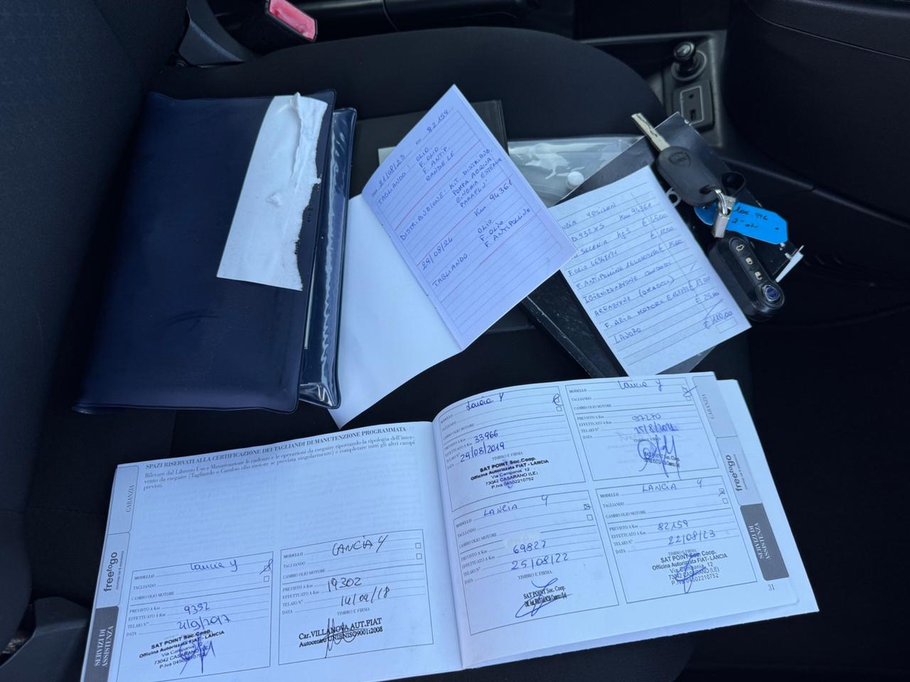 Lancia Ypsilon 1.2 69 CV 5 porte Platinum NEOPATENTATI