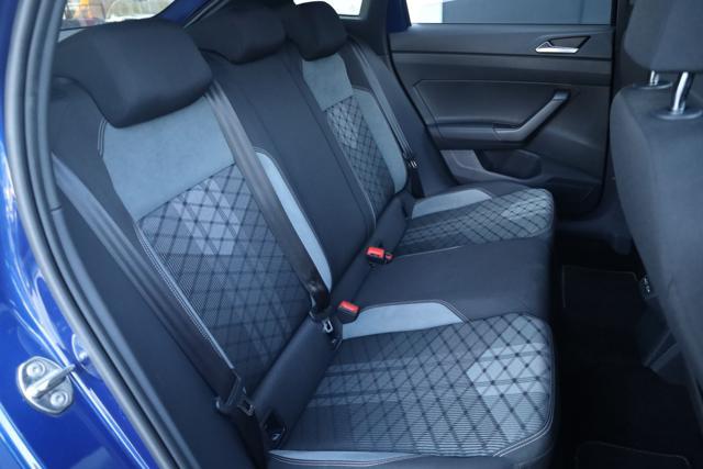 VOLKSWAGEN Taigo 1.0 TSI R-Line