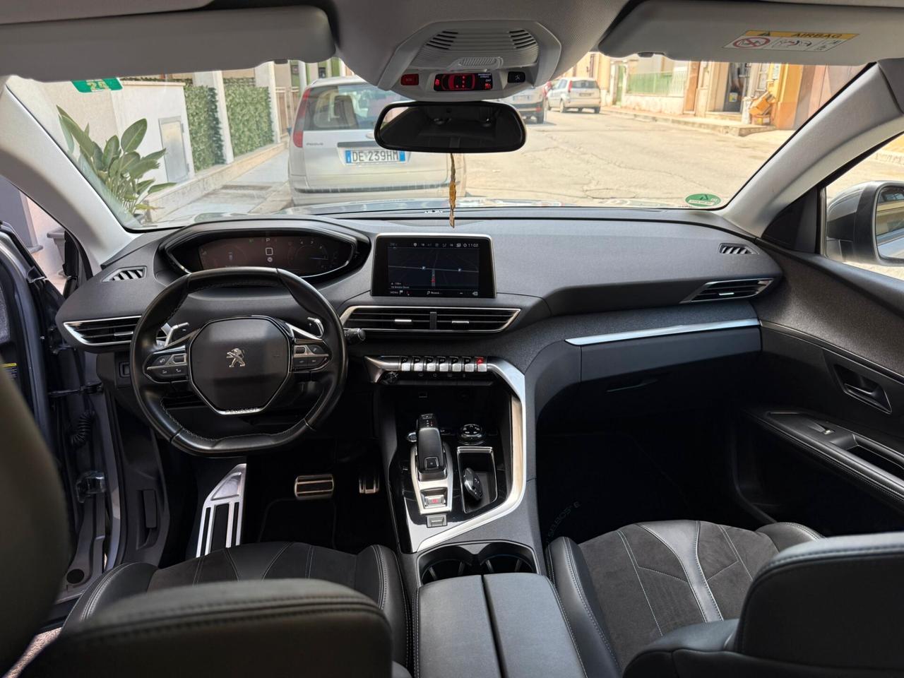 Peugeot 5008 BlueHDi 130 S&S Crossway