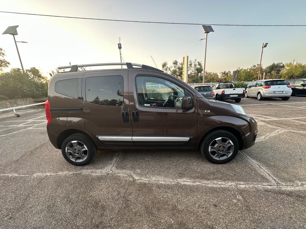 FIAT QUBO 1.3 MJT 95 CV Trekking