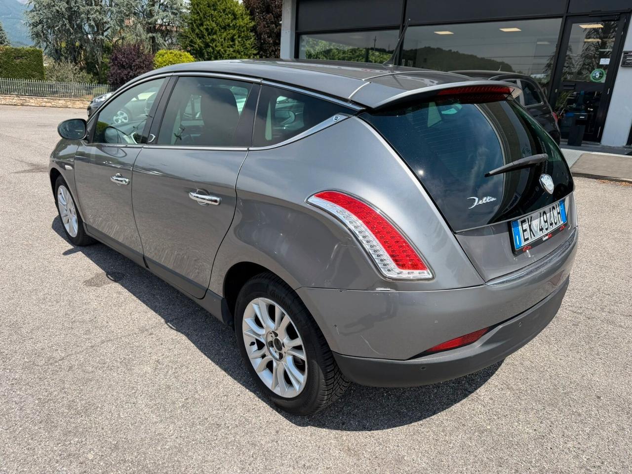 Lancia Delta 1.4 T-Jet 120 CV Silver