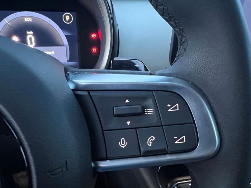 Fiat 600 Hybrid 110 CV DCT MHEV La Prima