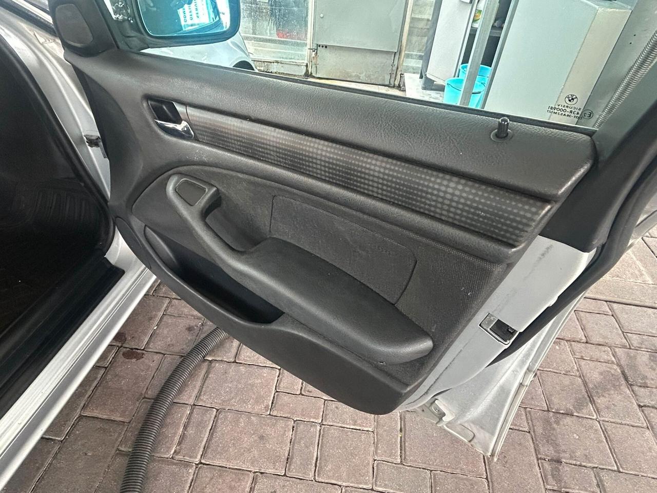 Bmw 320 d Touring Eletta 150cv