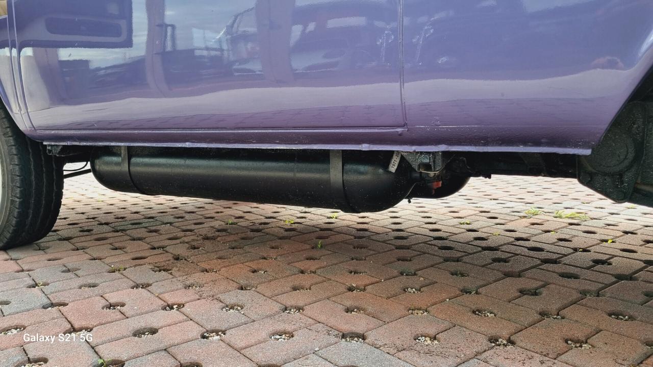 Volkswagen T2 Volkswagen T2 16 9 POSTI TARGHE E DOC. ORIGINALI ISC. ASI