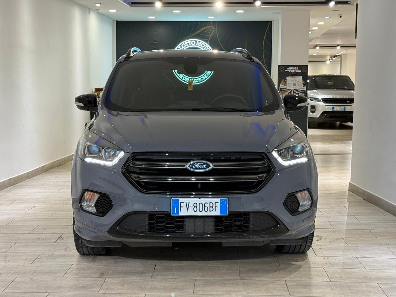 Ford Kuga 2.0 Tdci 120CV ST Line 90.000 KM