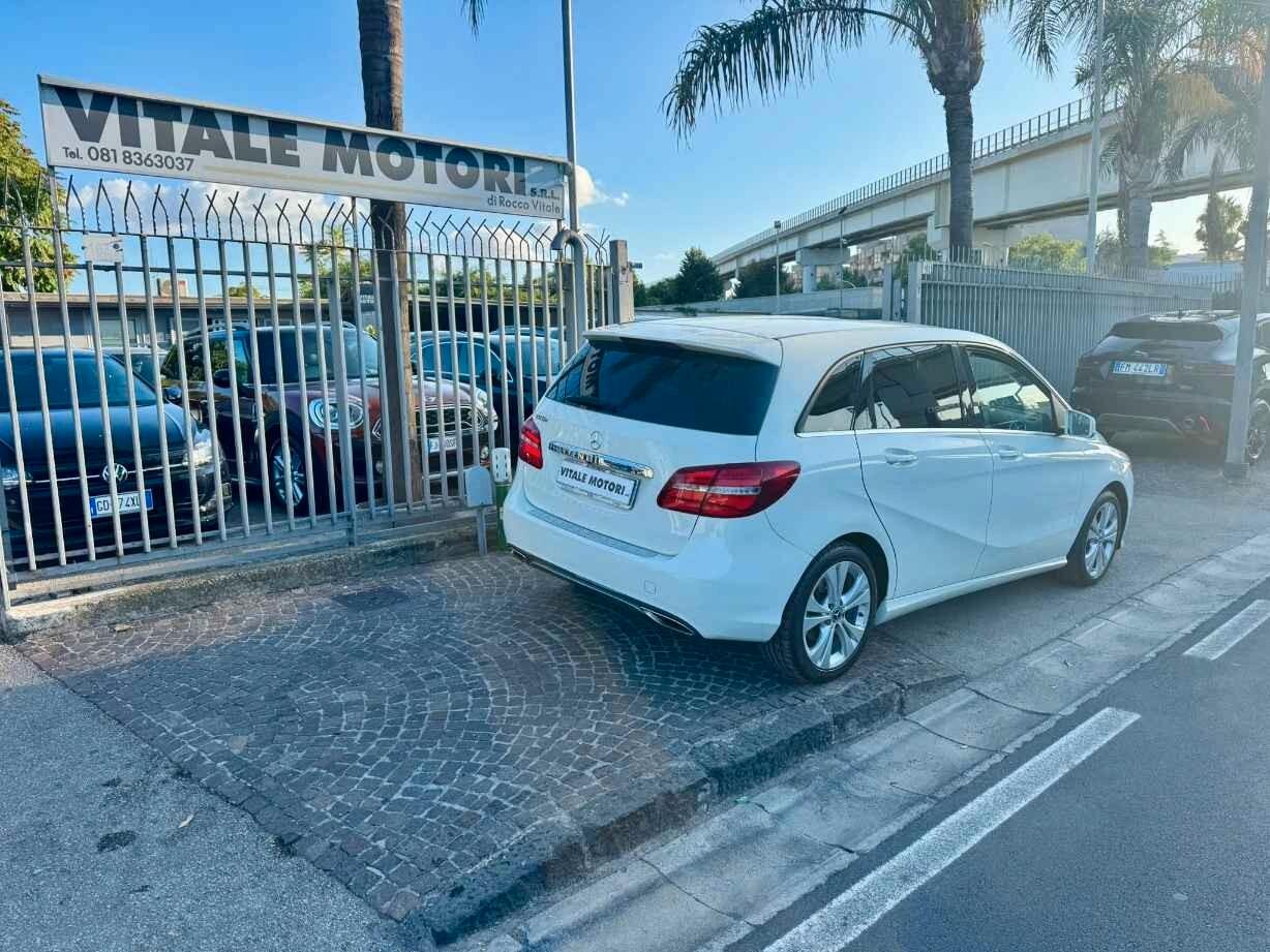 MERCEDES CLASSE B 180 D 1.5 PREMIUM