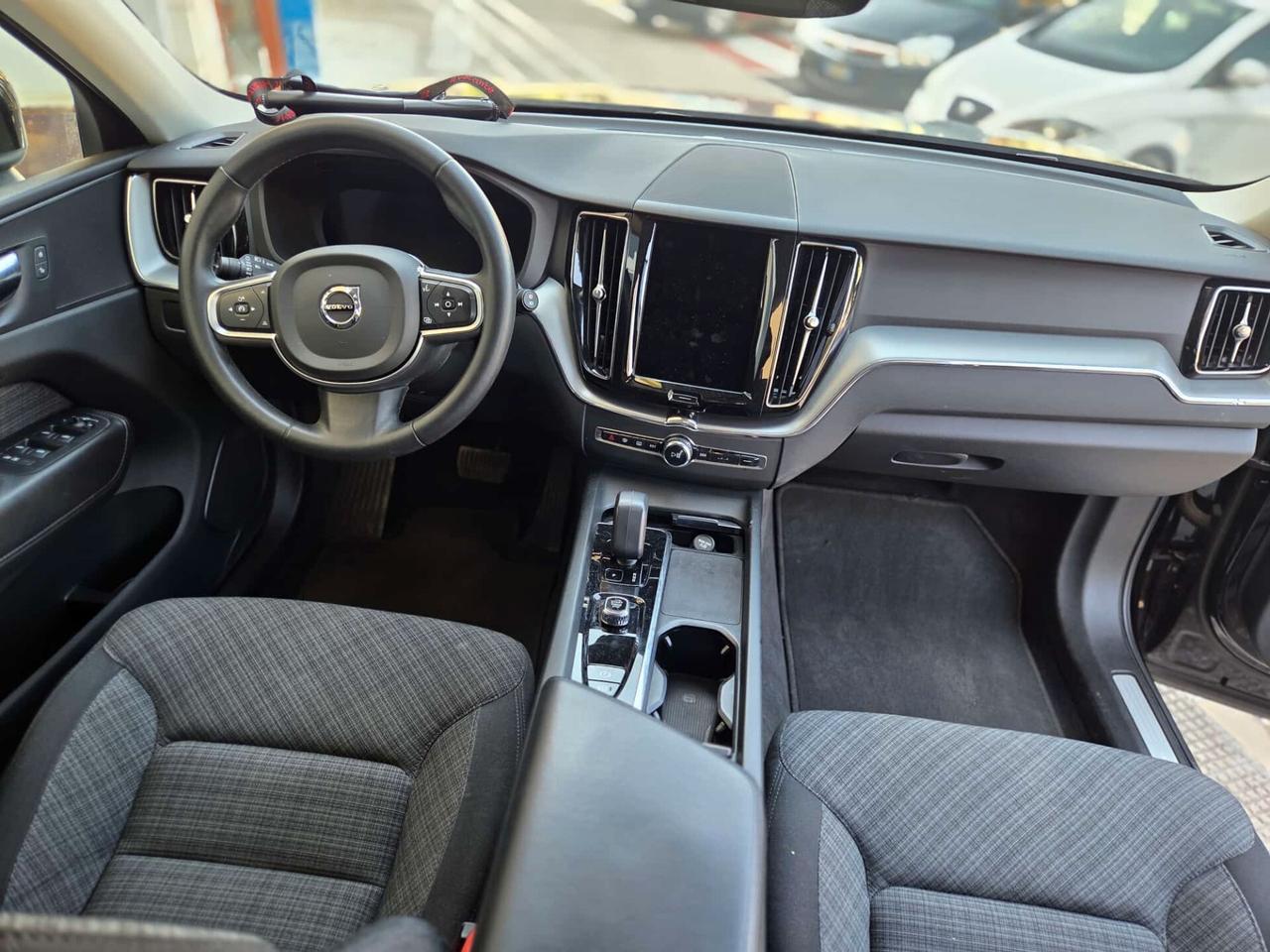Volvo XC 60 XC60 B4 (d) automatico Core