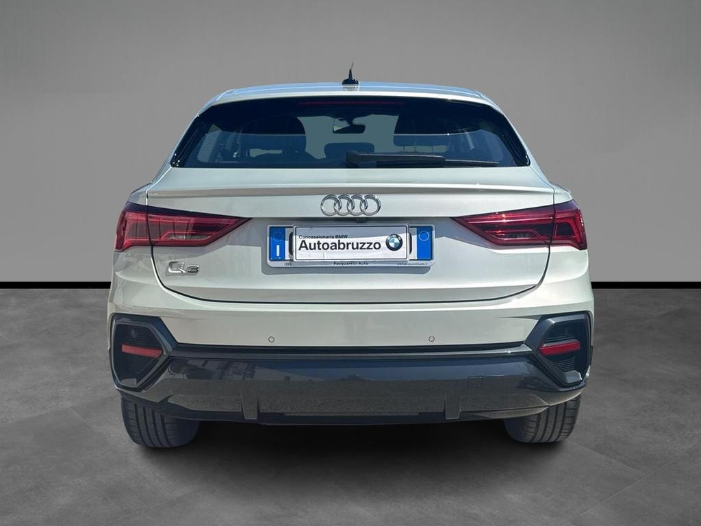 Audi Q3 35 2.0 TDI Business Plus S tronic