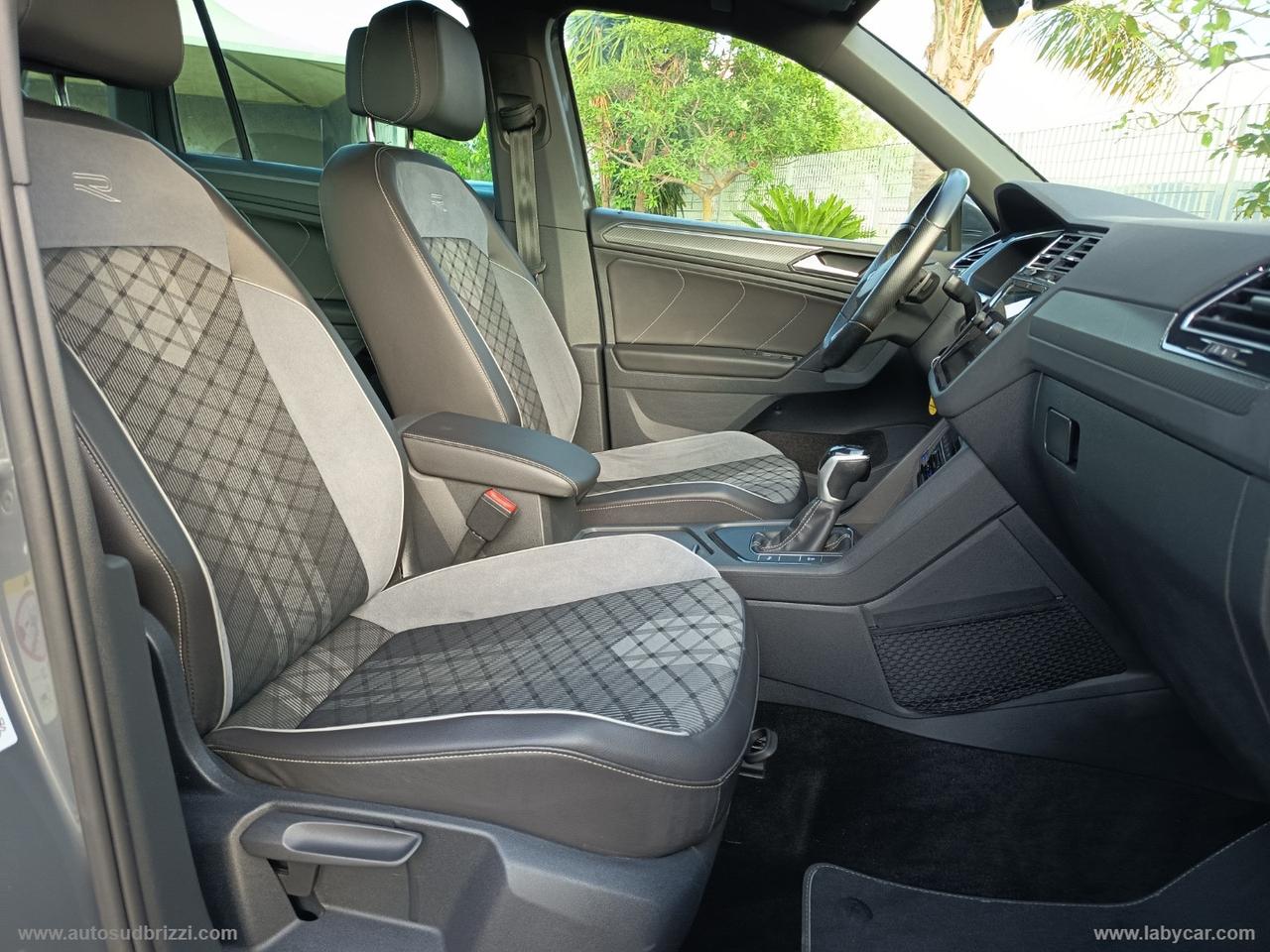 VOLKSWAGEN Tiguan 2.0 TDI 150CV SCR DSG R-Line