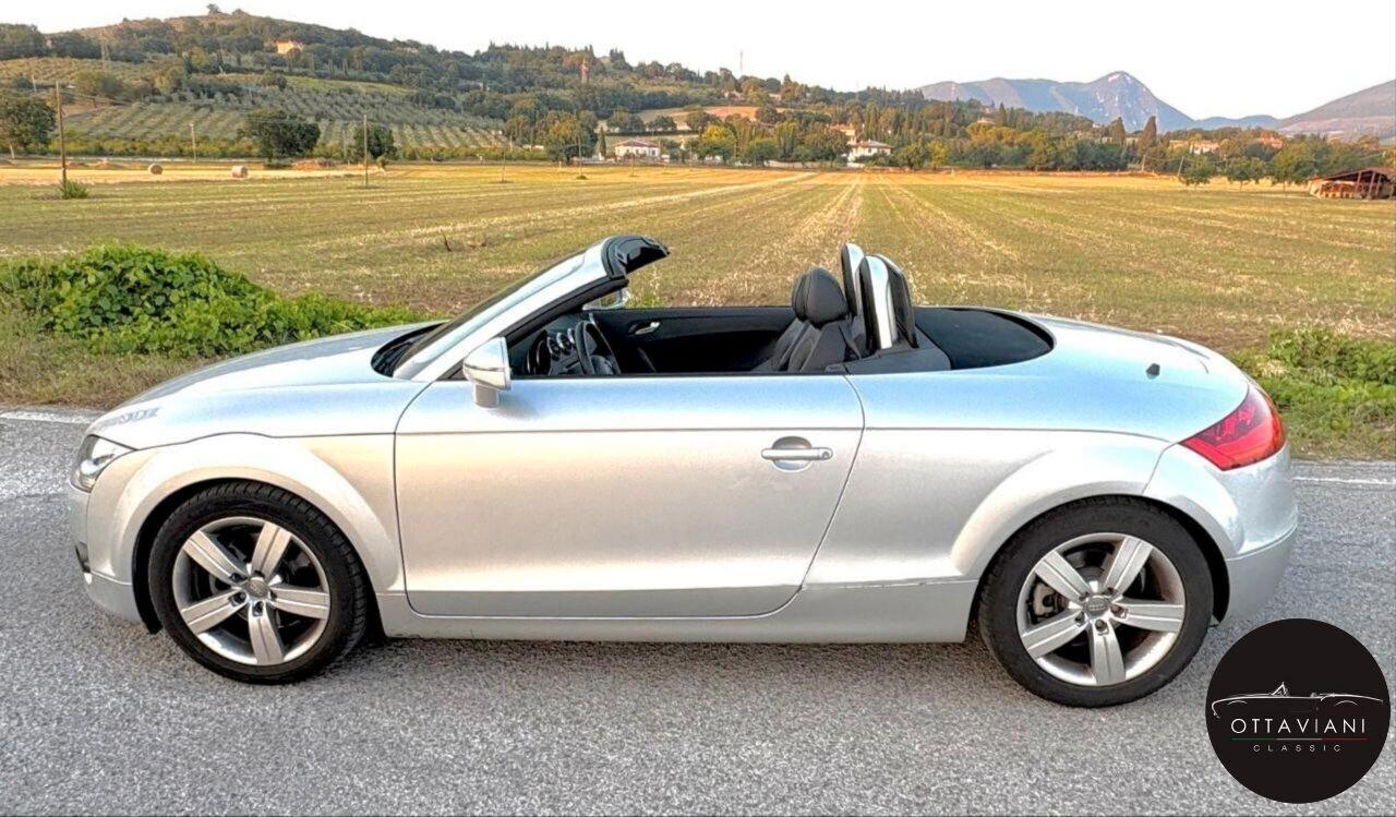Audi TT 2000tsfi COME NUOVA