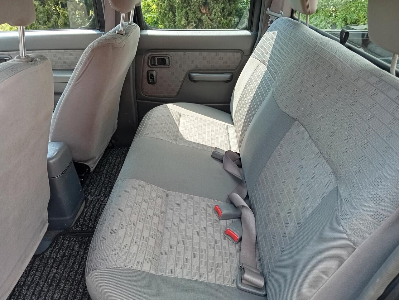 Nissan Navara 2.5 dCi 4 porte Double Cab Permute 4X4