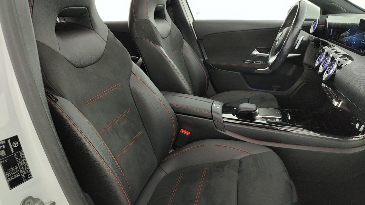 Mercedes-Benz A 180 d Premium auto
