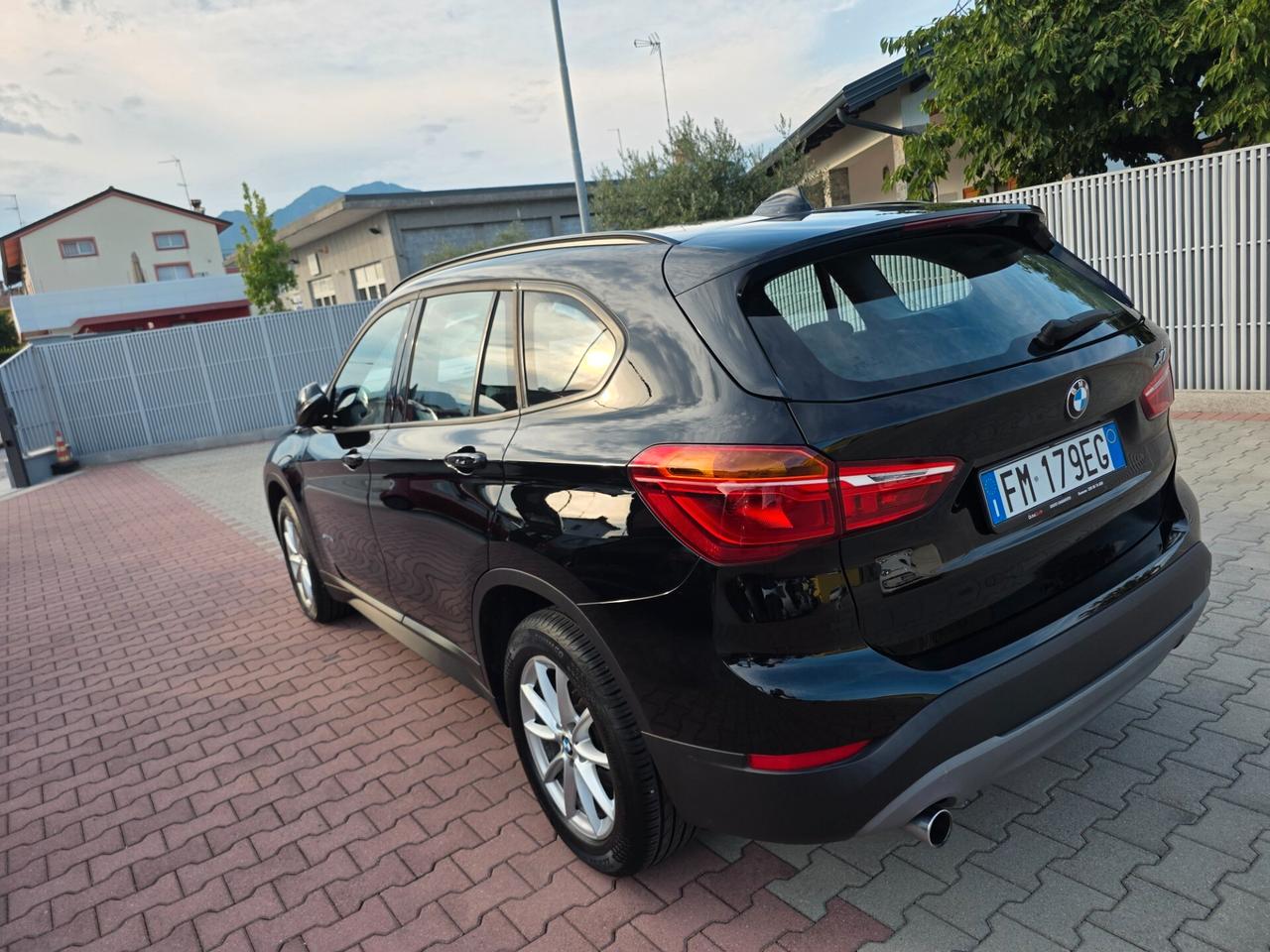 Bmw 116 116d 5p. Msport