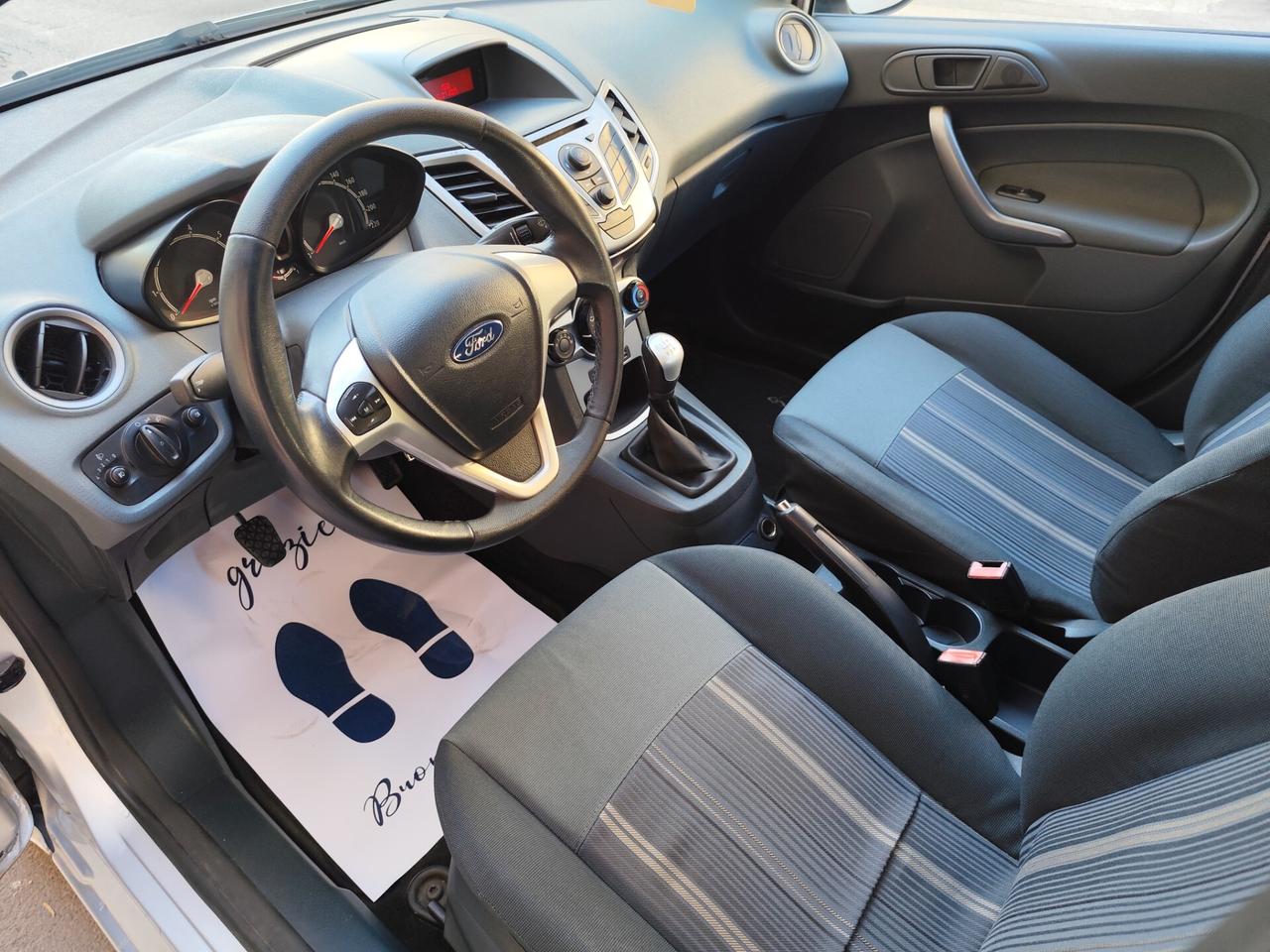 Ford Fiesta 1.2 82cv Benzina 5 porte
