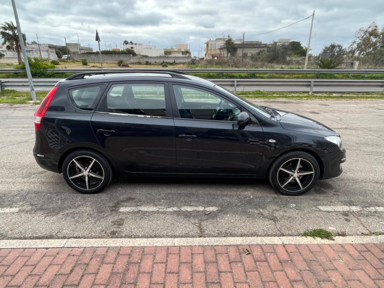 Hyundai i30 CW 1.6 CRDi 90CV 2009